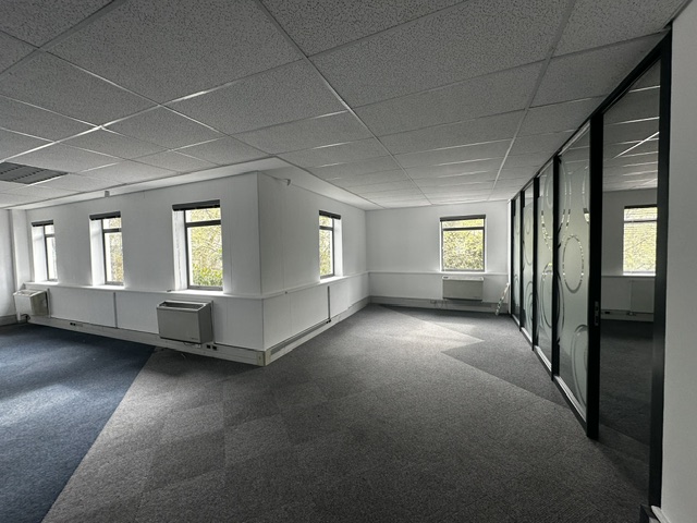 To Let Commercial Property for Rent in Newlands Western Cape